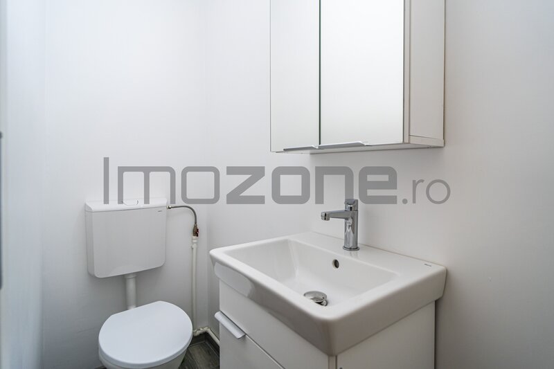 Piata Gorjului -Scoala 174, 3 camere, 76 mp, etajul 4, mobilat- utilat,